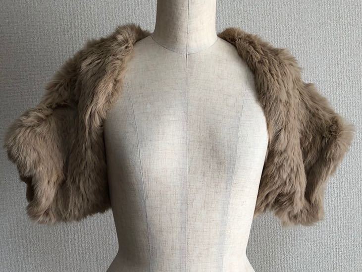 毛皮(ラビット)のボレロ2枚(新品) 非常識な