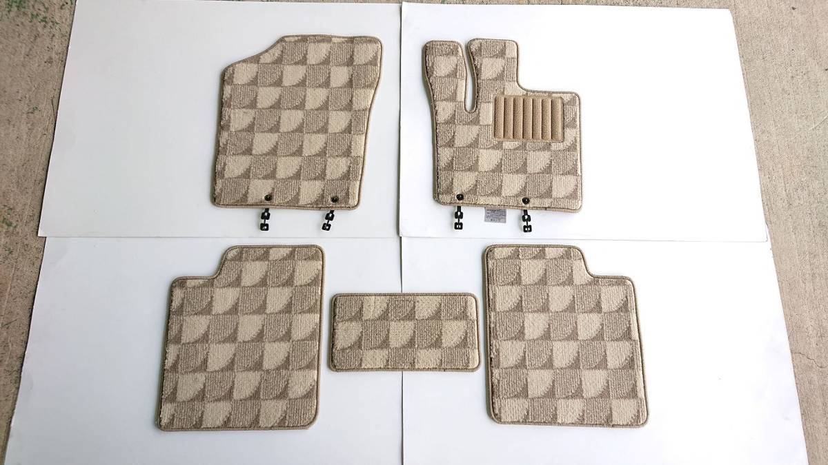 フロアマット トラック 63系 日本製 フロアマット 送料無料 新品 DA52T～63T H14.05～ 2枚SET