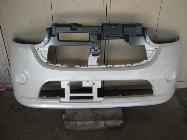 ムーヴキャンバス LA800S/LA810S 純正フロントバンパー 52119-B2C80