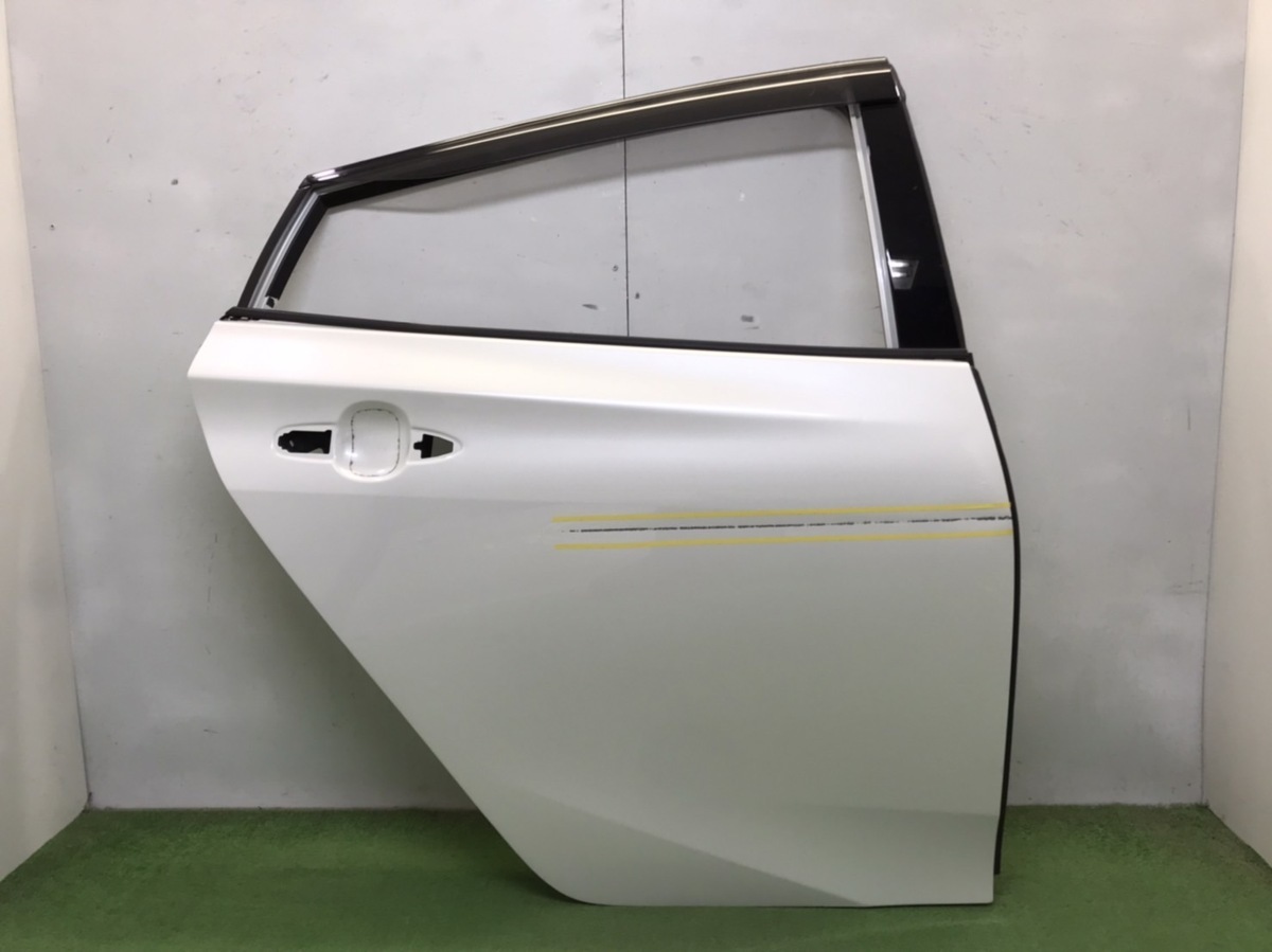  62258 ZVW50/ZVW51/ZVW55/ZVW52 プリウス/プリウスPHV 純正 右リアドア 奥L3(リア)｜売買されたオークション情報、yahooの商品情報をアーカイブ公開 - オークファン トヨタ用