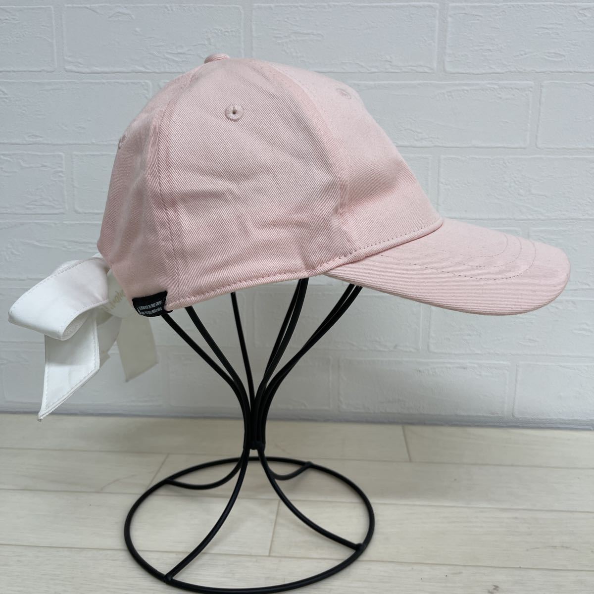 7 Adidas アディダス キャップ ピンク アウトドア スポーツ ランニング ウォーキング ワンポイントロゴ レディース サイズf 女性用 売買されたオークション情報 Yahooの商品情報をアーカイブ公開 オークファン Aucfan Com