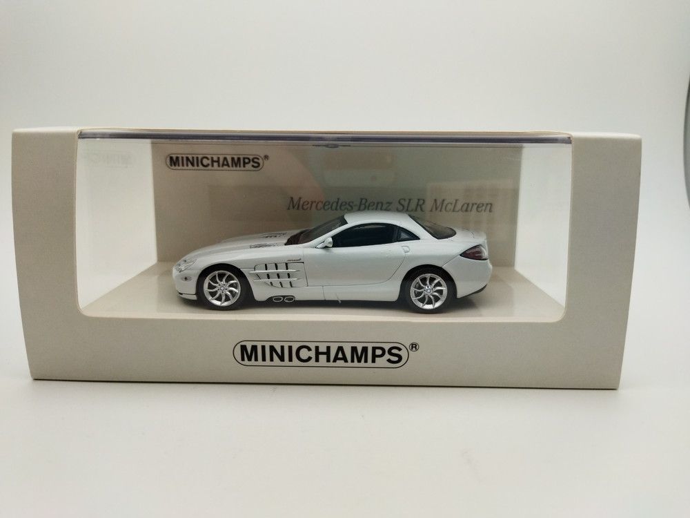 SLR McLaren Mercedes Minichamps - Mercedes-Benz Benz 1:43 Moss