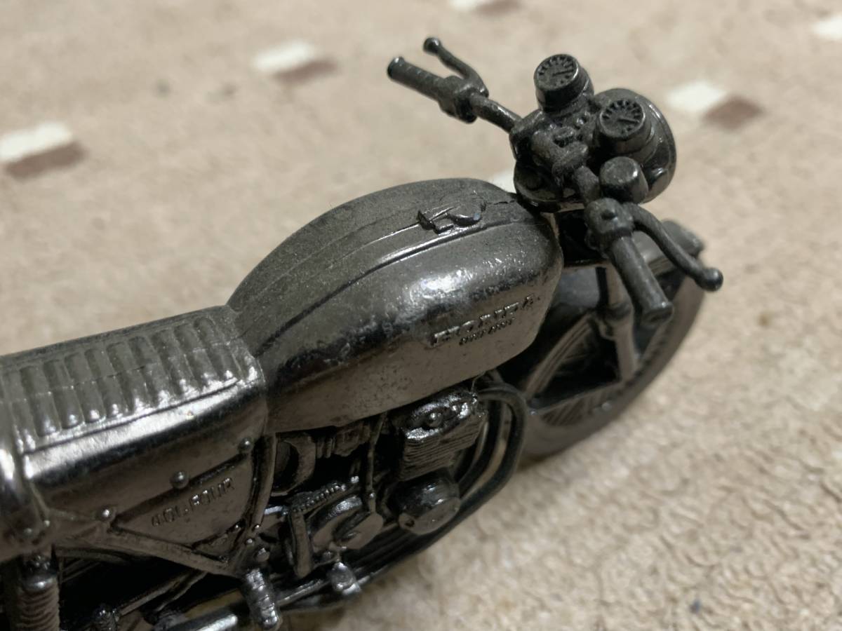 レッドバロン世界の名車シリーズ（6台）