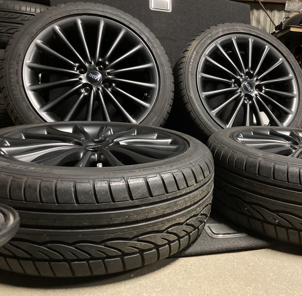 美品 ミニクーパー 205/45R17 7J+48 4穴 PCD100 M14対応 ハブ径約56 