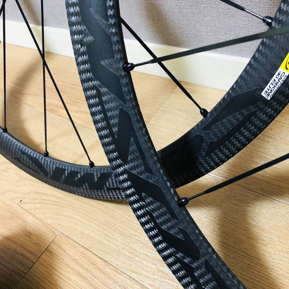 MAVIC COSMIC CARBONE 40 シマノ11s クリンチャー 美品 MAVIC COSMIC CARBONE 40 シマノ11s クリンチャー 美品 マビック