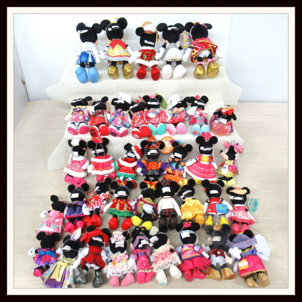 ディズニー ミニーマウス☆ぬいぐるみバッジ ストラップ キーチェーン 