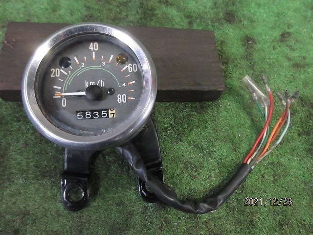 社会 ダックス70（ST70-402811）純正スピードメーターASSY☆割れ大きな変形