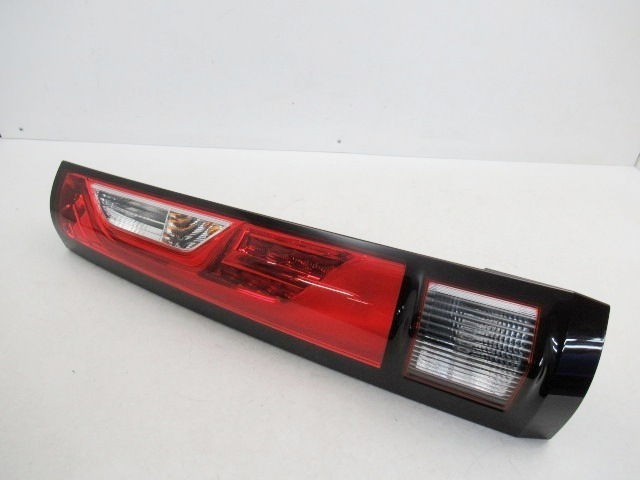 2121941☆ オデッセイ RC系 前期中期 右ライト LED KOITO 100-18076