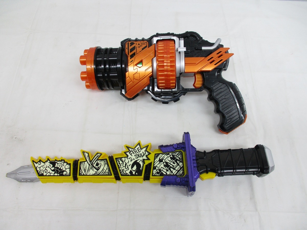 7551Y 仮面ライダービルド ◇ ビルドドライバー 4コマ忍法刀 ホーク
