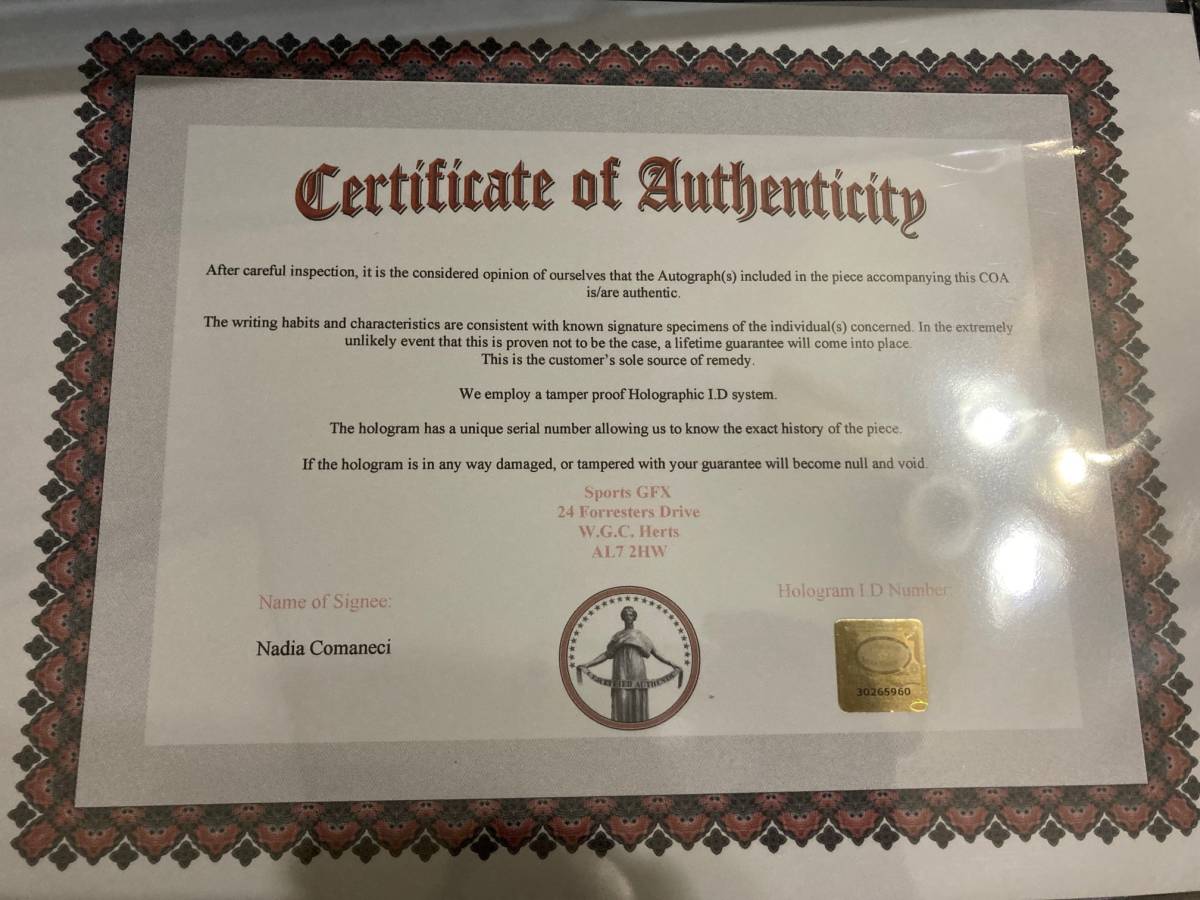 体操選手 ナディア・コマネチ 直筆サイン入り写真 ホログラムシール付