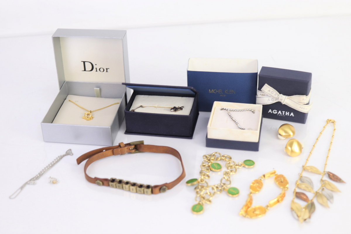大人気，人気SALE ト葛 Christian Dior クリスチャンディオール CELINE セリーヌ 他 ネックレス ブレスレット 他 アクセサリー まとめ CA000CXX42(その他)｜売買されたオークション情報、yahooの商品情報をアーカイブ公 その他