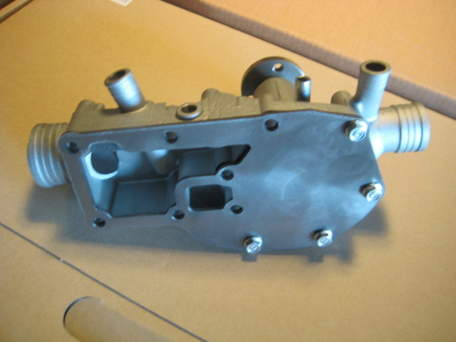 ウォーターポンプ　ロータス　ヨーロッパ　S1 S2 RENAULT ルノー R12 R15 R16 R17 LOTUS EUROPA ヨーロッパ S2 ウォーターポンプ S1-S2 ルノーエンジン R17