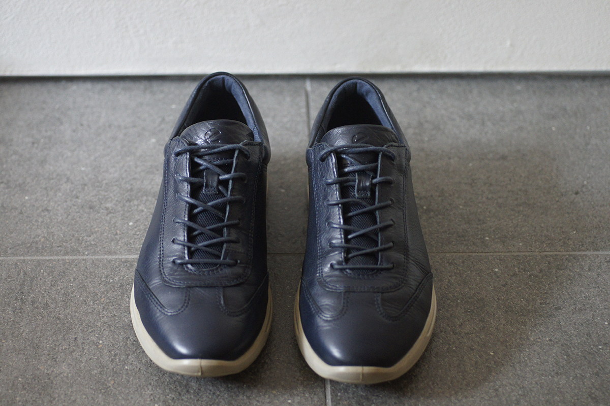 ほぼ 未使用 美品 エコー ECCO 本革 レザー スニーカー 24cm 38 