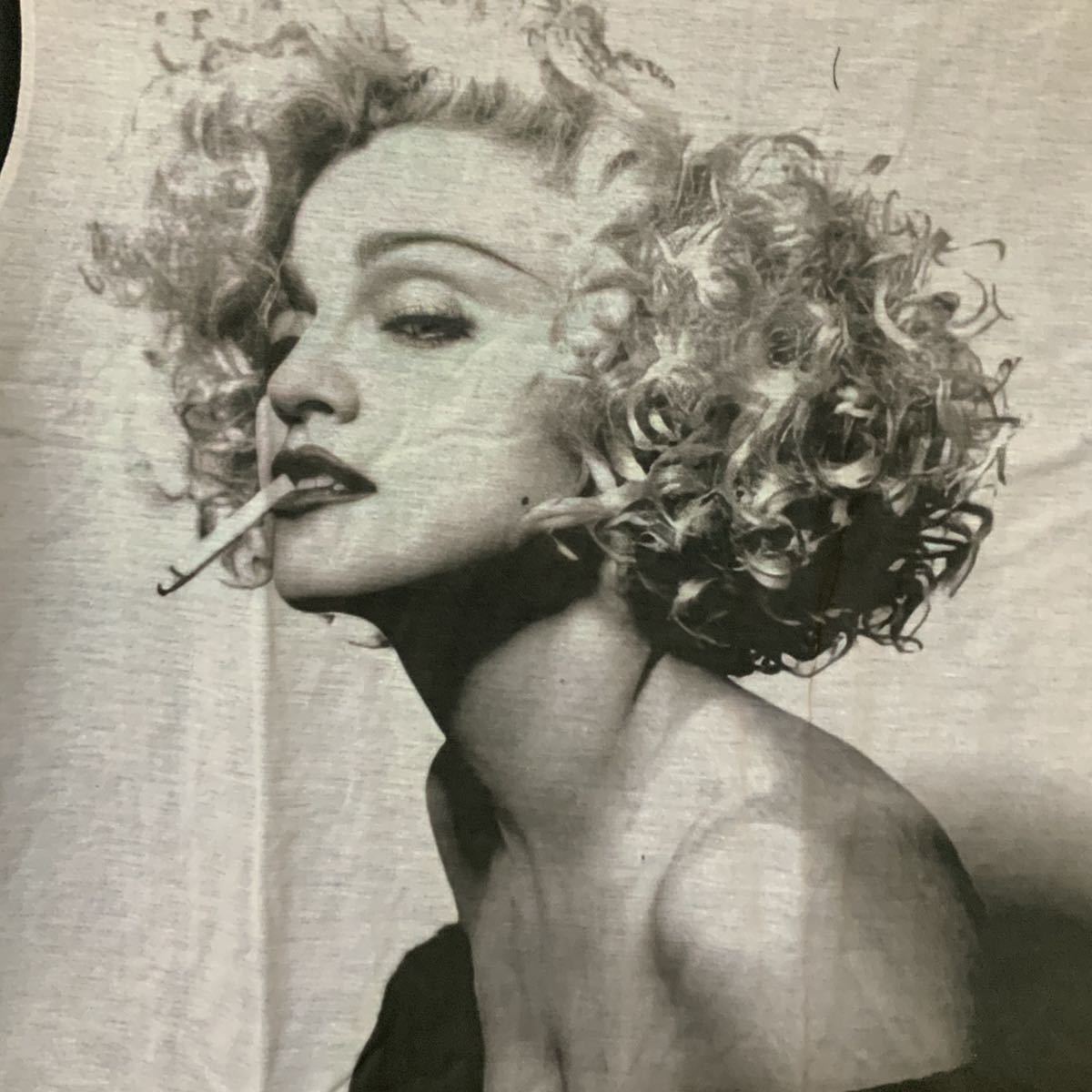 マドンナ Tシャツ Xlサイズ 管3606 イラスト キャラクター 売買されたオークション情報 Yahooの商品情報をアーカイブ公開 オークファン Aucfan Com