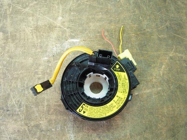 【最安値，正規品】 ミラココア DBA-L675S スパイラルケーブル 84306-B2030 Z4509(ダイハツ用)｜売買されたオークション情報、yahooの商品情報をアーカイブ公開 - オークファン ダイハツ用