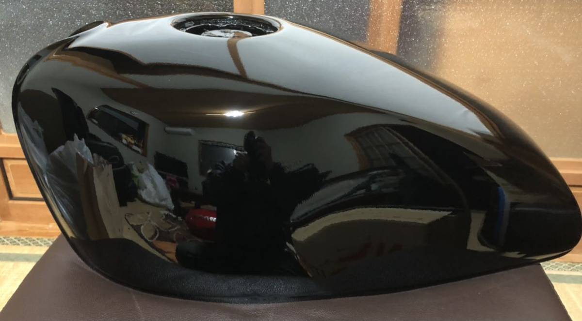 ゼファー400/x タンク 塗装後未使用❗️リプロじゃない純正タンク