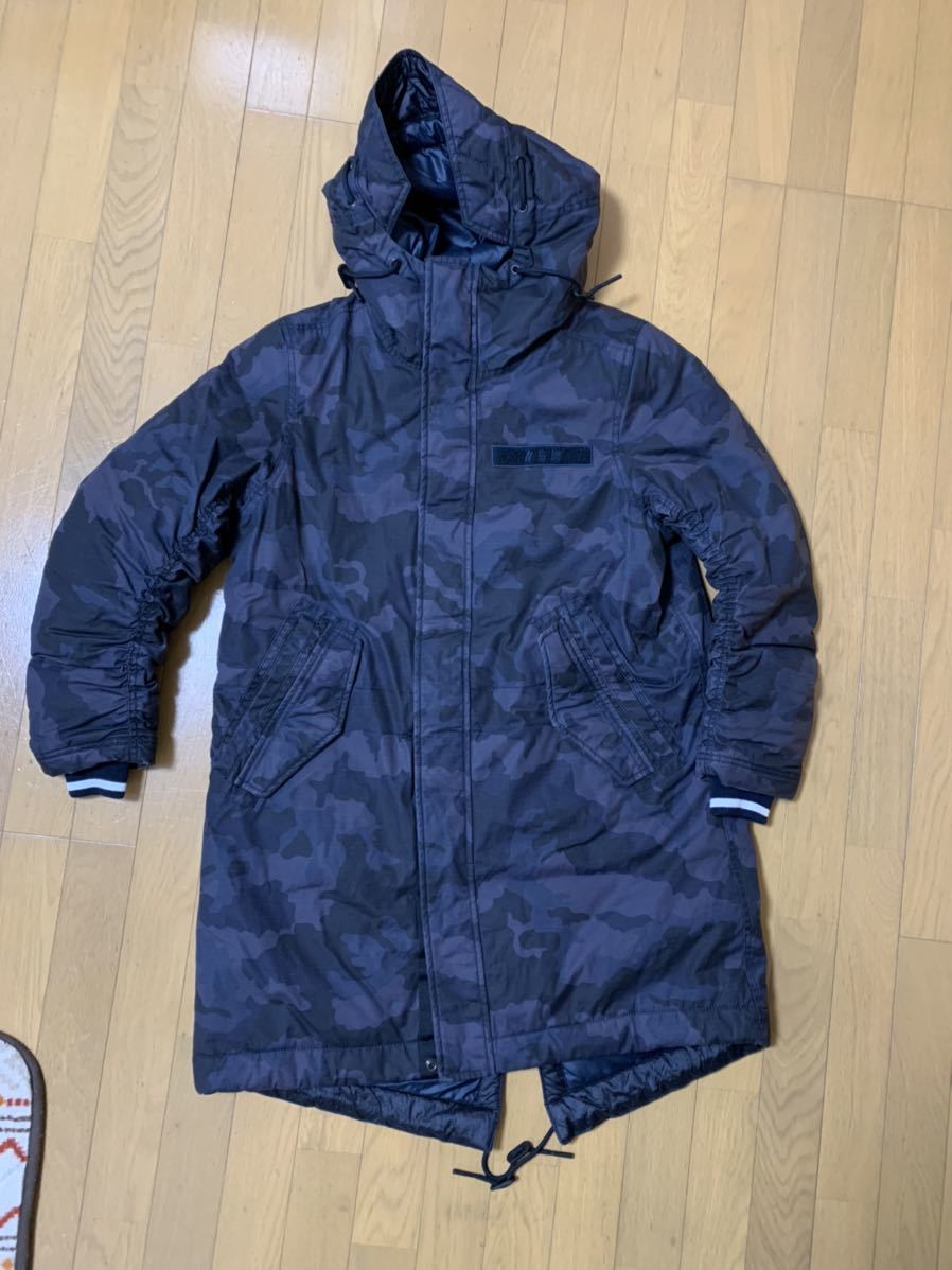 迷彩柄 NSW モッズコート　ナイキ　カモフラ　シンセティック　フィルパーカー 送料込み 美中古 Nike NSW シンセティックフィルパーカー Mサイズ