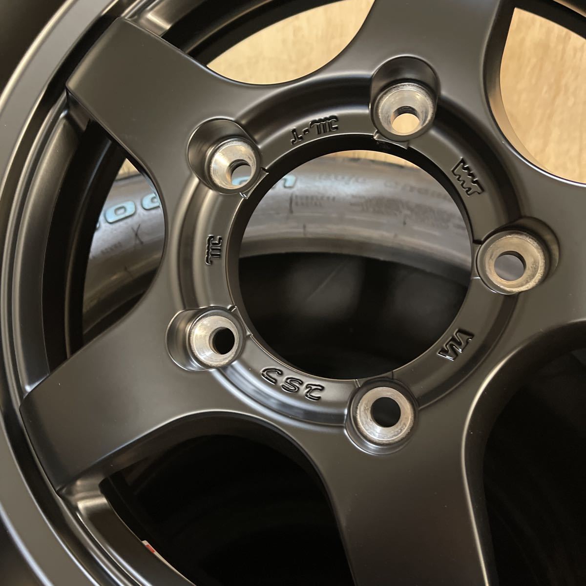 BFグッドリッチ 215/70R16◇16×5.5J+22◇《CST ZERO-1HYPER S》スズキ 