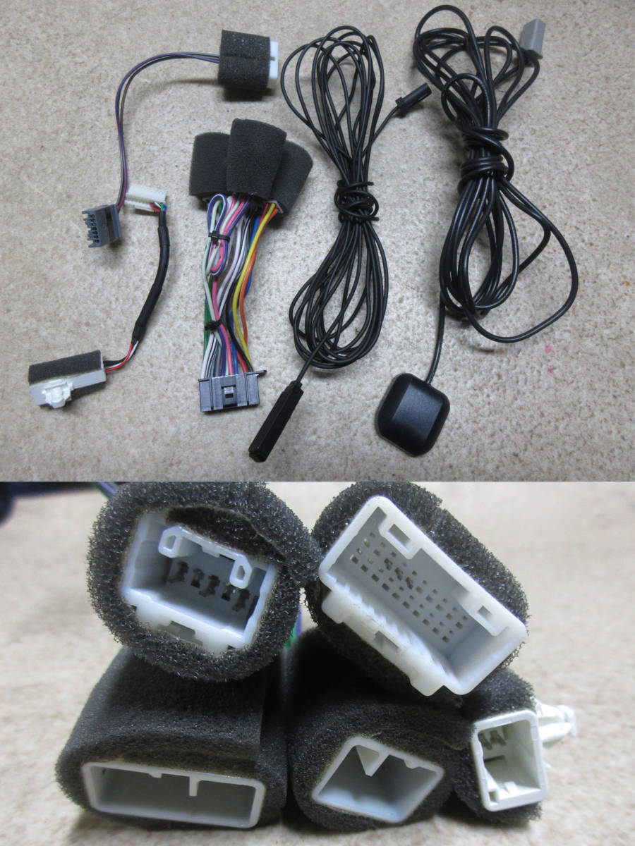 「ダイハツ純正ナビ sd」(カーナビ)(自動車 - Yahoo!オークション NMCK-W64D ダイハツ純正ナビ 地図データ2013年 メモリーナビ LA600Sタント 送料込 ダイハツ純正 LA600S 2013年地図 公式通販 0 フルセグ