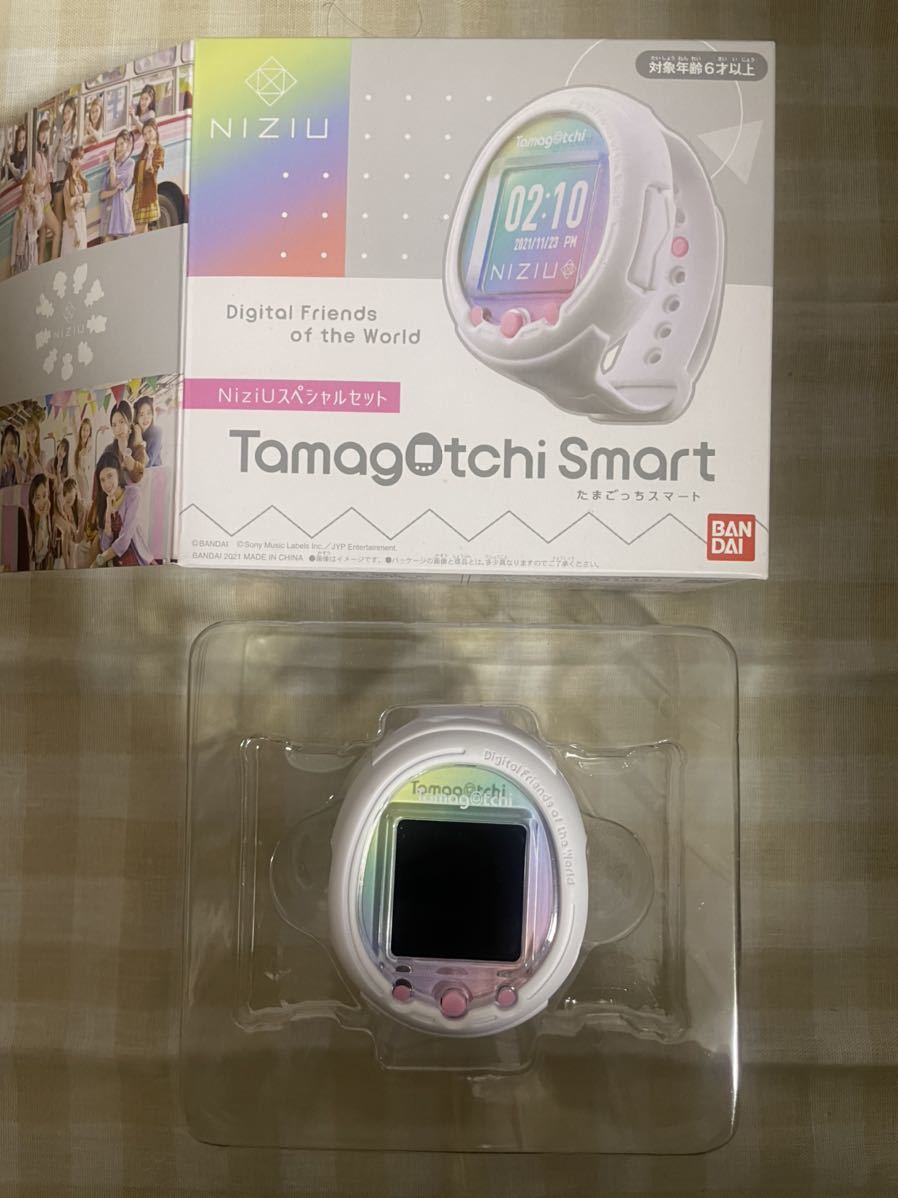 数回使用 USED バンダイ Tamagotchi Smart NiziUスペシャルセット