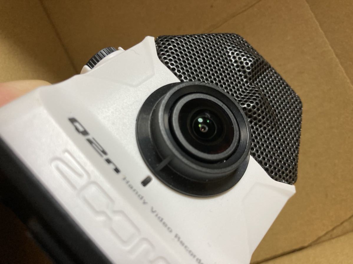 美品！ZOOM Q2n Handy Video Recorder BCQ-2付属 ZOOM