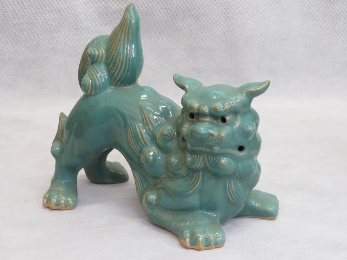 ☆青磁のシーサー 一対 置物 魔除け 守り神 獅子 沖縄 骨董 雑貨