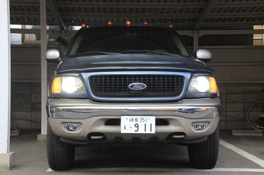 ワイルドなSUV、2000年式 フォード エクスペディション エディー
