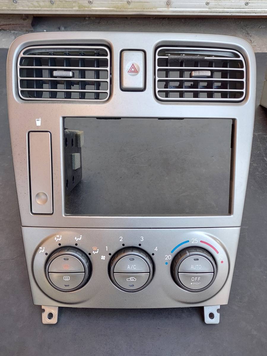 スバル フォレスター SG5 2002年 前期 純正 オーディオパネル/ナビ