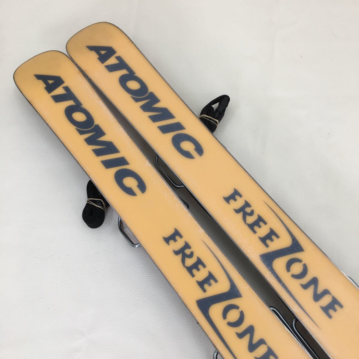 SS077 ATOMIC アトミック ショートスキー 約100cm ファンスキー FREE