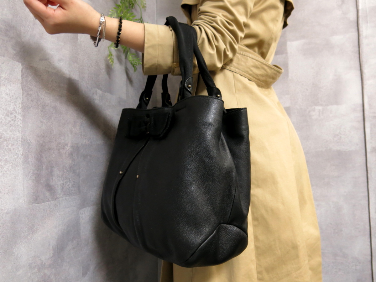 ○超美品○Salvatore Ferragamo フェラガモ○ヴァラ リボン○カーフ 