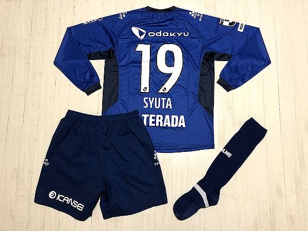 21 Fc町田ゼルビア 土居柊太 選手支給 実使用 Home 1st 長袖 ユニフォーム ゲームパンツ ソックス 3点セット 19番 非売品 Jリーグ 売買されたオークション情報 Yahooの商品情報をアーカイブ公開 オークファン Aucfan Com