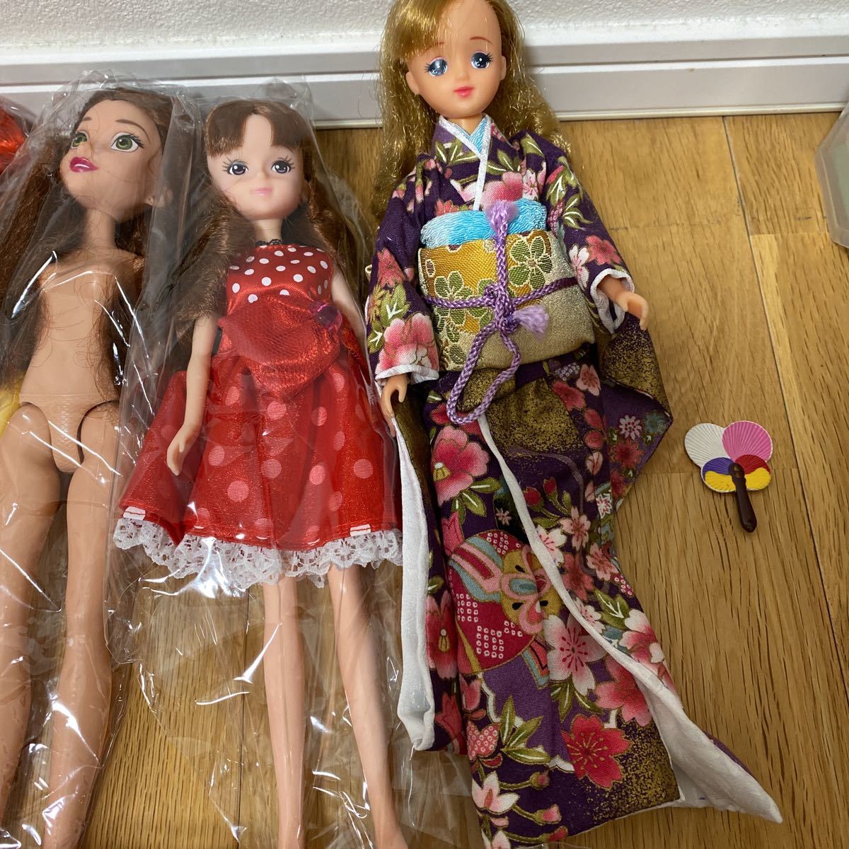 リカちゃん ジェニーちゃん リカちゃんキャッスル ディズニー 大量 人形 洋服 小物 靴 アクセサリー 品 人形 売買されたオークション情報 Yahooの商品情報をアーカイブ公開 オークファン Aucfan Com