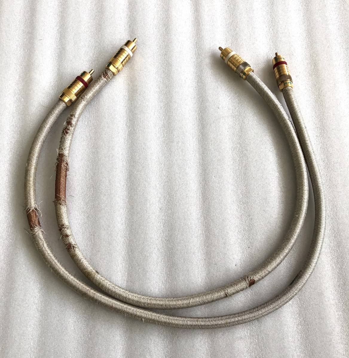 ACROTEC 2050RCAケーブル美品 ペア６０cmお値下げ特価 ACROTEC アクロテック 8N-A2080 RCAケーブル 0.6m 2本 8N-A2080