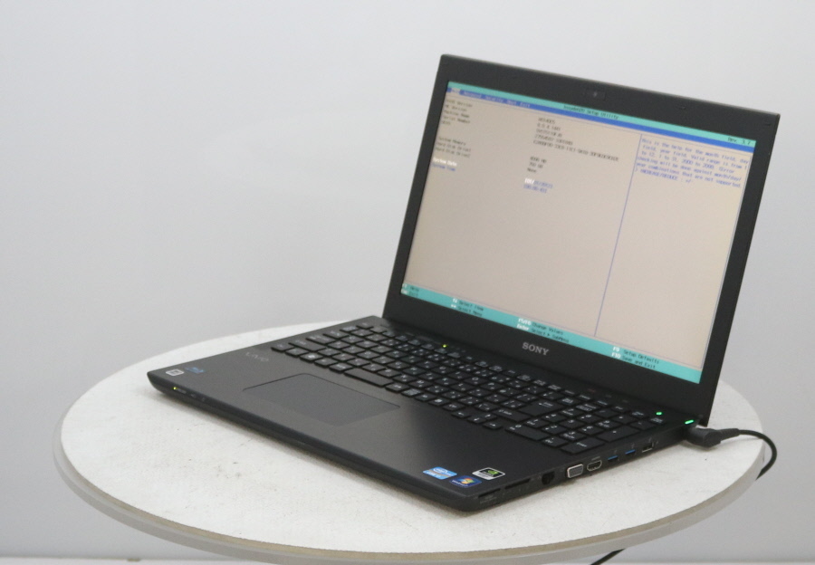 SONY VAIO SVS15119FJB i7 8GB SSD256GB SONY VAIO SVS15119FJB i7