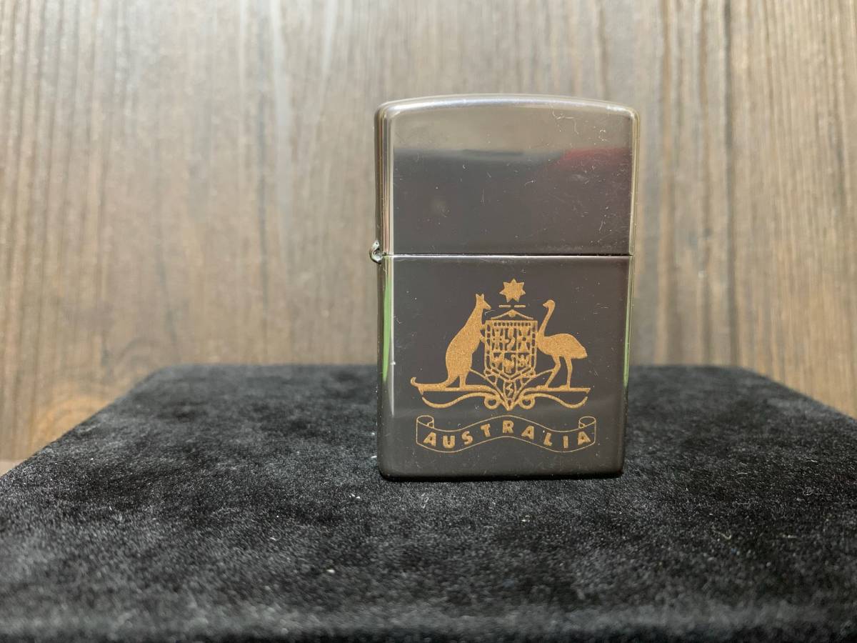 大量出品中 1997年製 Zippo Australia オーストラリア 国章 紋章 グレー コーティング ジッポ Usa コレクション タウン カントリー 売買されたオークション情報 Yahooの商品情報をアーカイブ公開 オークファン Aucfan Com