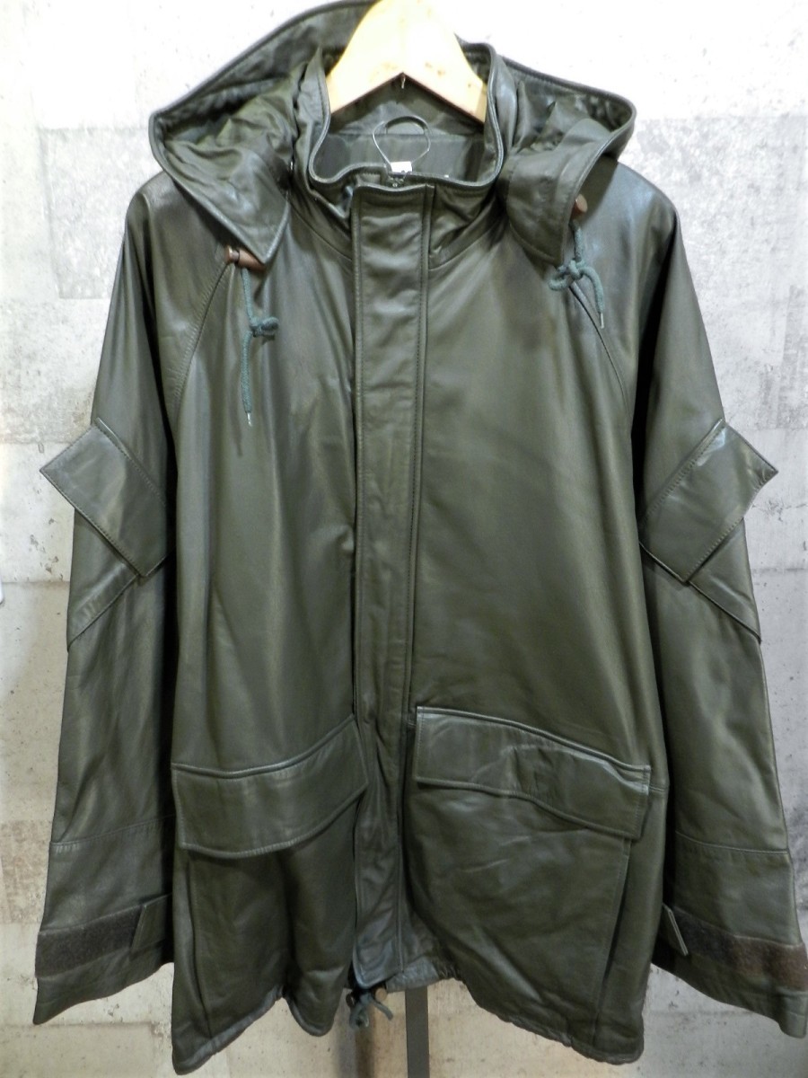 美品 AVIREX U.S.A. ミリタリージャケット Lサイズ ECWCS 送料込 美品 AVIREX ミリタリー ECWCS GEN2 レザージャケット L メンズ