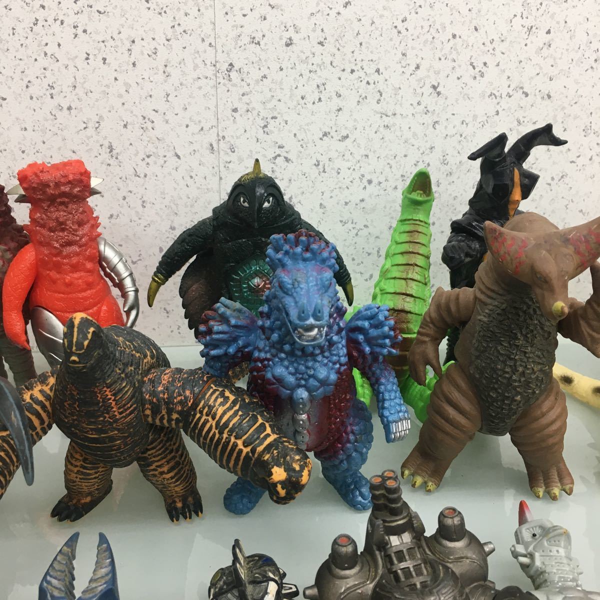 株*ー様 【ジャンク含む】ウルトラマン　ウルトラ怪獣　ソフビ人形　フィギュア　色 ジャンク】ウルトラマン 仮面ライダー ソフビ人形 ソフビ 50体セット