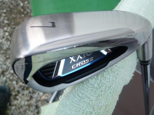 ゼクシオ クロス XXIO CROSS 7番アイアン NS870GH DST Rシャフト(ダンロップ)｜売買されたオークション情報、yahooの商品情報をアーカイブ公開 - オークファン 男性右きき用
