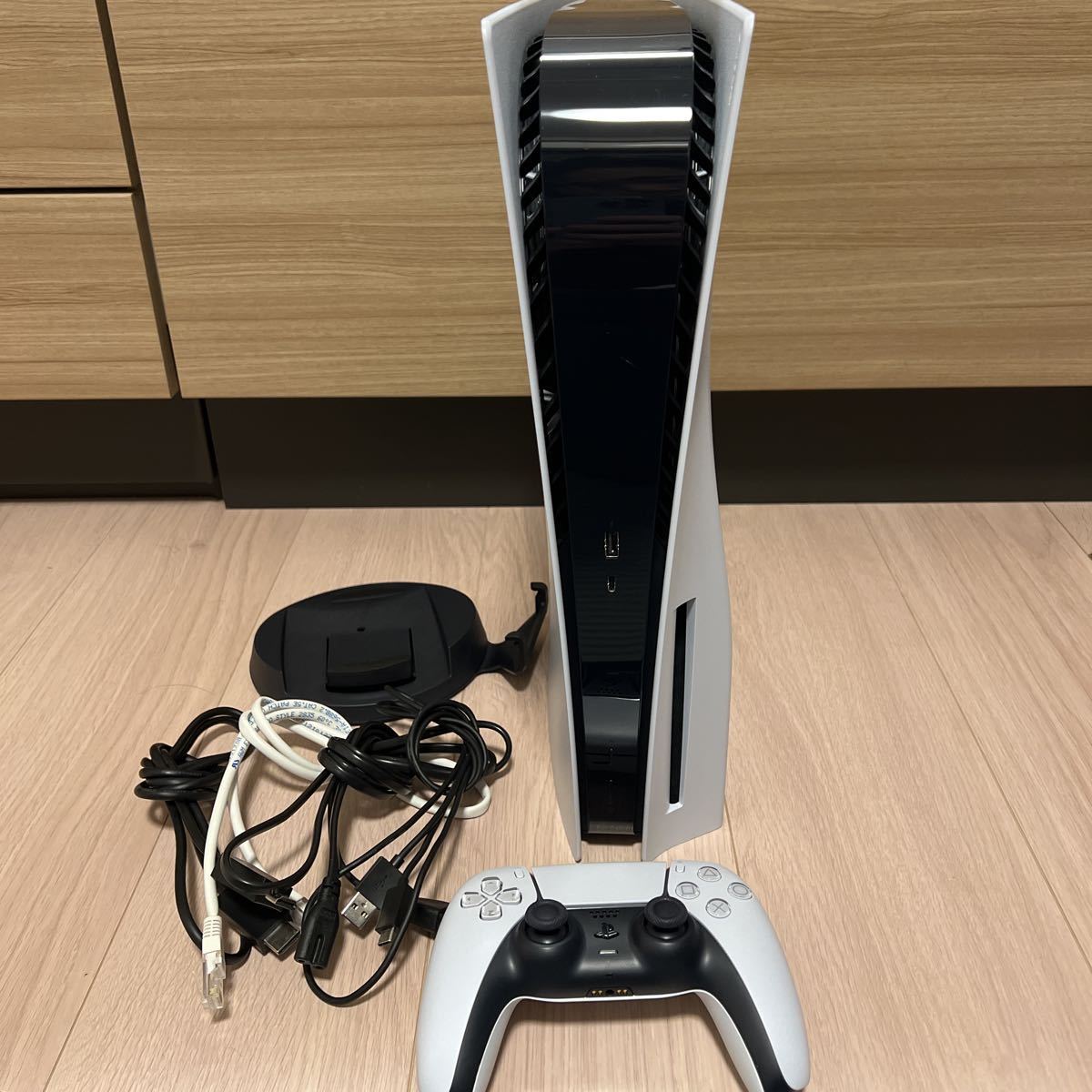 正規品，お得 PlayStation5 プレイステーション5 本体 ディスクドライブ搭載(PS5本体)｜売買されたオークション情報、yahooの商品情報をアーカイブ公開 - オークファン PS5本体