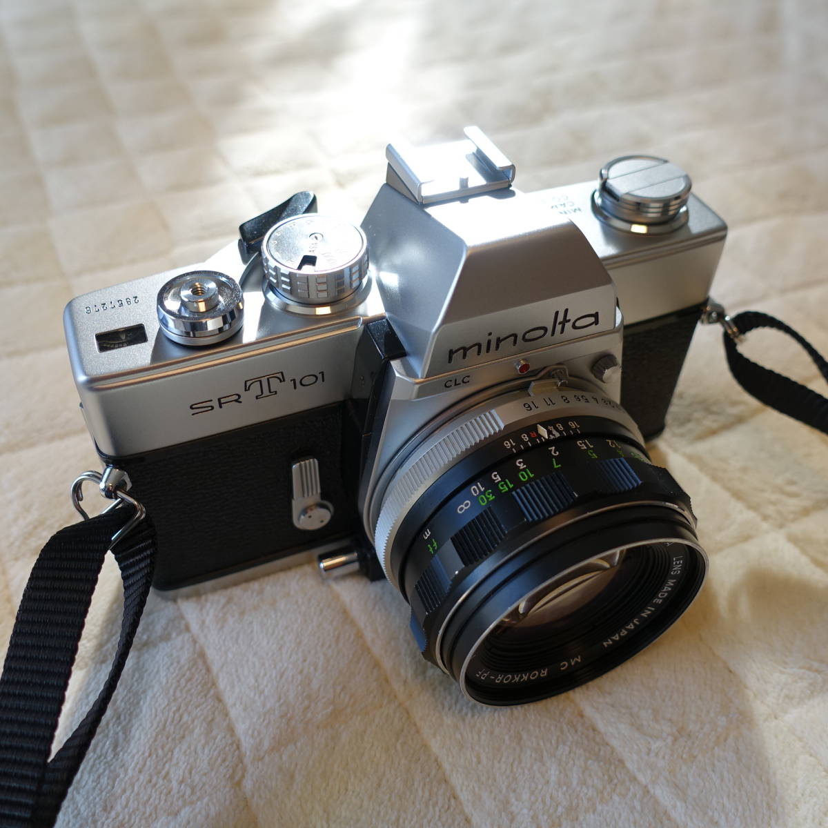 一部手入れ済み 完動品　Minolta SRT101 ブラック　レンズ2本セット ミノルタ SRT101 2台+レンズ三本 実働品 【公式通販】