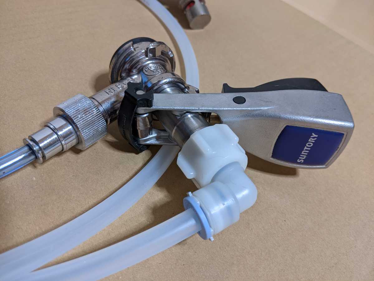 ビールサーバー　使用済みホース、アサヒ、キリンのヘッド、ガス減圧弁付属！ 美品 アサヒビールサーバー 減圧弁 ヘッド ホースのセット