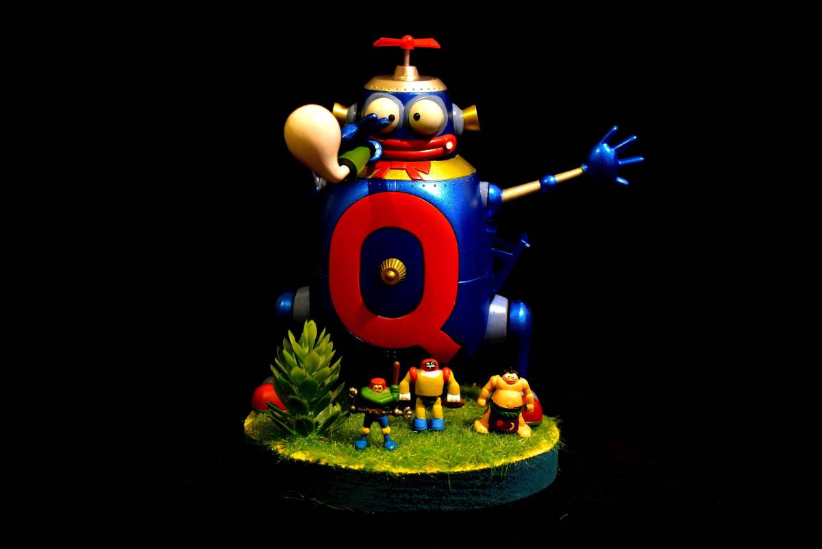 【お買い得，格安】 ロボタッチ ロボＱメタリック完成品 ジオラマ台付き ３体ロボ付き アオシマ模型(ロボダッチ)｜売買されたオークション情報、yahooの商品情報をアーカイブ公開 - オークファン ロボダッチ