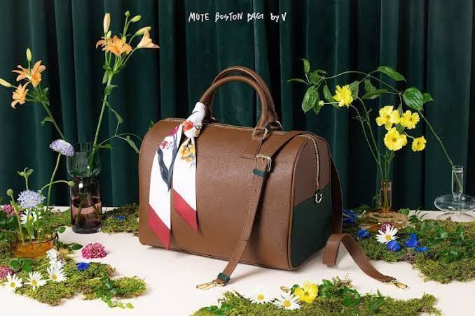 ARTIST MADE COLLECTION by V BTS V MUTE BOSTON BAG テテ テヒョン 
