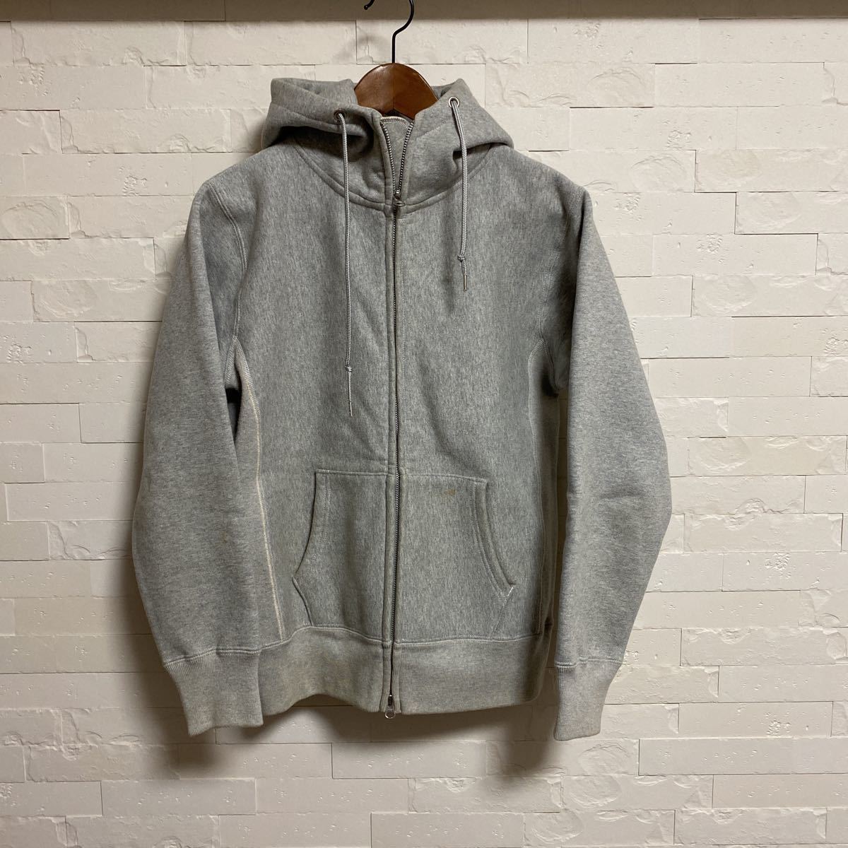  champion windstopper M GORE-TEX reverse weave スウェットパーカー ジップアップパーカー グレー ウインドストッパー(パーカ)｜売買されたオークション情報、yahooの商品情報をアーカイブ公開 - オーク 男性用