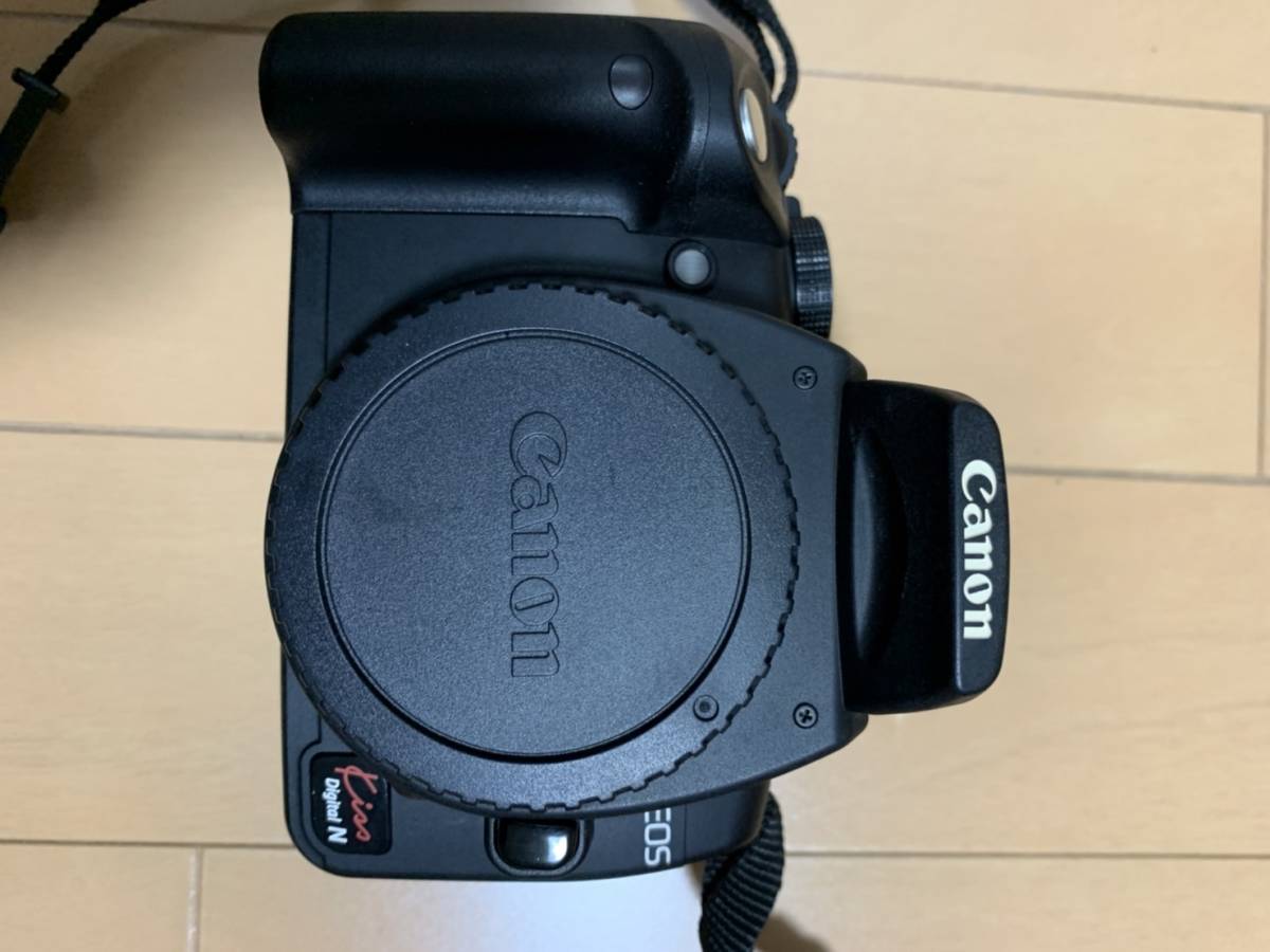 ◇S1001◇ 【中古現状品】Canon EOS Kiss Digital N ダブルズーム 