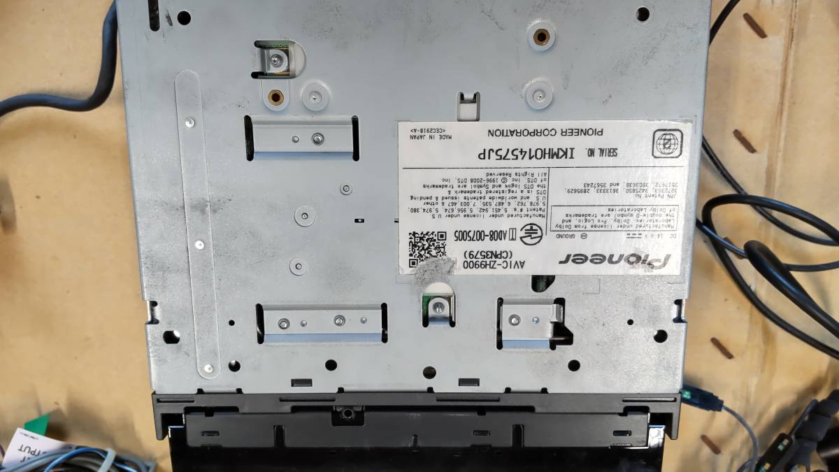 付属品あります。カロッツェリア サイバーナビ AVIC-ZH9900 HDD