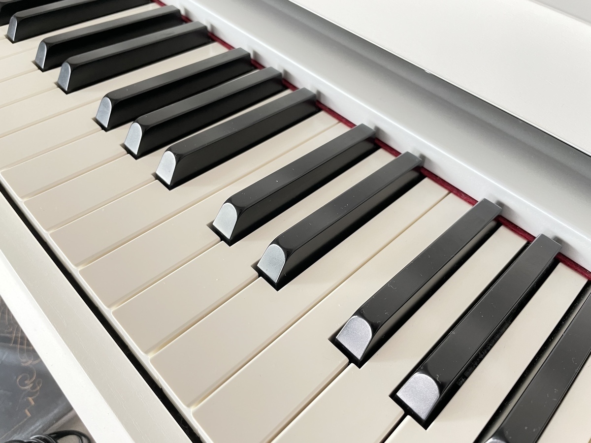 ☆YAMAHA 電子ピアノ ARIUS YDP-S52 ヤマハ 2016年製 ピアノ用椅子付属