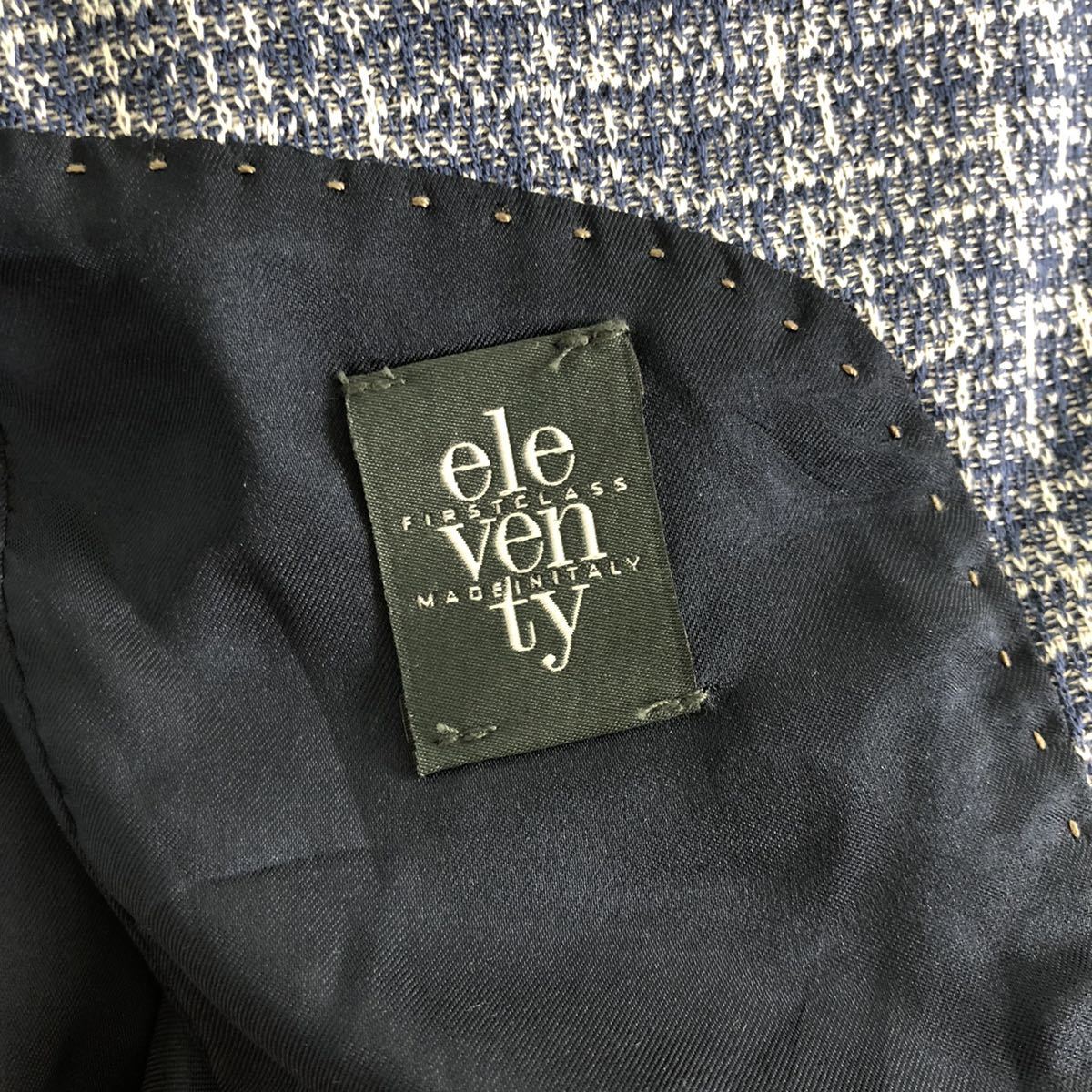 中古・古着通販eleventy Eleventy (イレブンティ) ブランド - (イレブンティー) テーラードジャケット(メンズ) テーラードジャケットベージュ46 新品定価10万eleventyイレブンティ テーラードジャケット ウール混テーラード eleventy（イレブンティ）の「eleventy ストライプ柄2Bジャケット (ELEVENTY)メンズ⁄テーラードジャケットの通販 ジャケットの通販 テーラードジャケット（ブランドイレブンティ）の通販