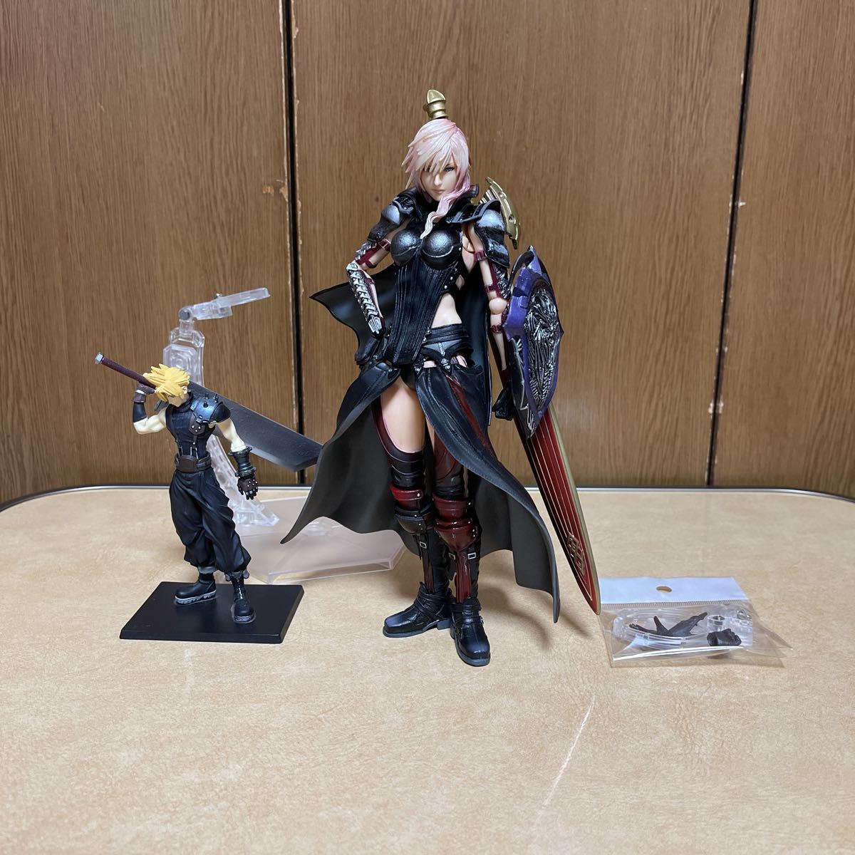 プレイアーツ改 ライトニング リターンズ PLAYARTS改 FF PLAY ARTS改