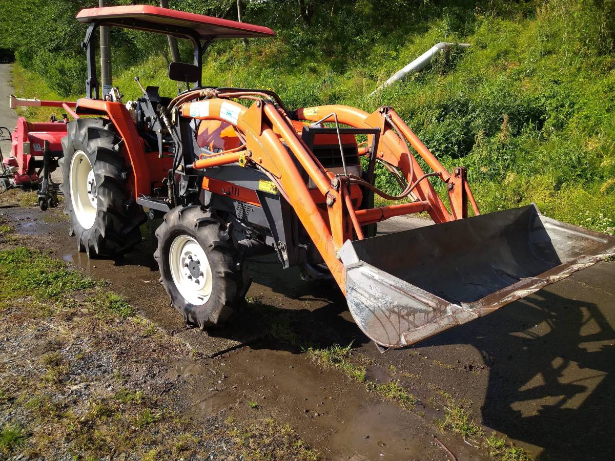 クボタトラックターGL-32 フロントローダー付属(車体)｜売買された 